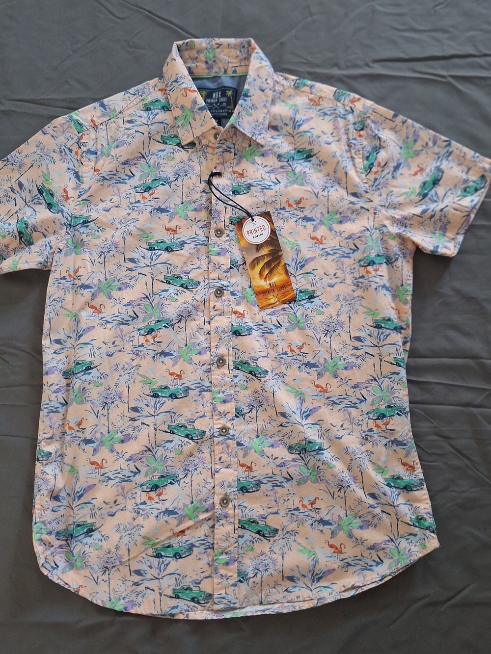 NWT MBX Hawaiian Pink Button Down Short Sleeve Men Shirt Small